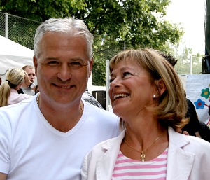 Glenn Hysén och Lena Adelsohn Liljeroth på Stockholm Pride 2007